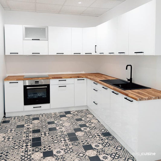 Réalisation d’une cuisine à Marseille pour Céline et Marc.